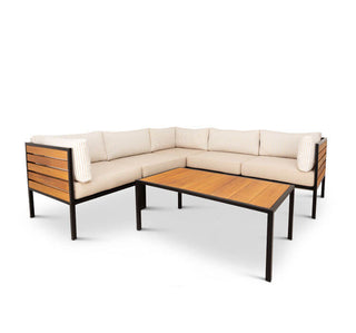 A full Lexi patio set, including a coffee table, from Pascal Furniture